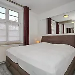 Residenz Unter Den Linden 12