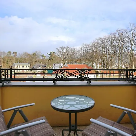 Residenz Unter Den Linden 12 *